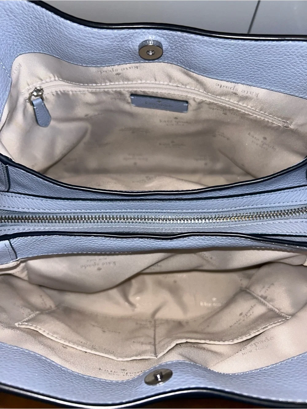 Like new Kate Spade Leila Medium Shoulder Bag